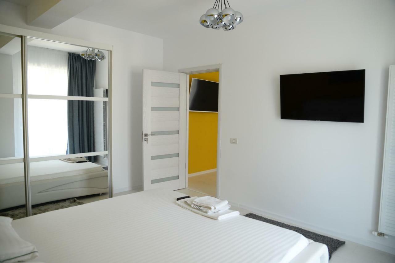 Milan Apartment Navodari Bagian luar foto